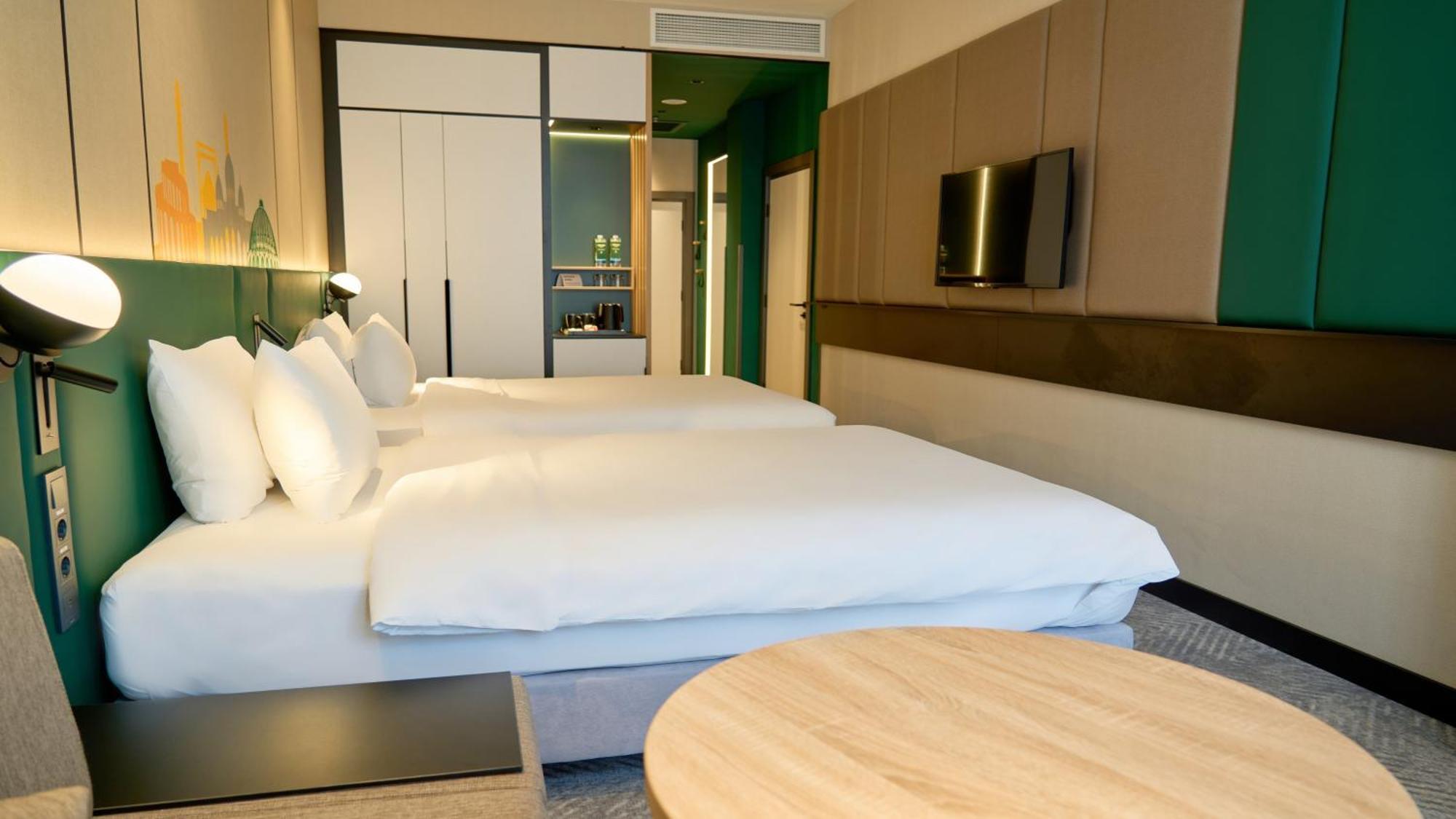 Holiday Inn Tashkent City By Ihg Exterior foto